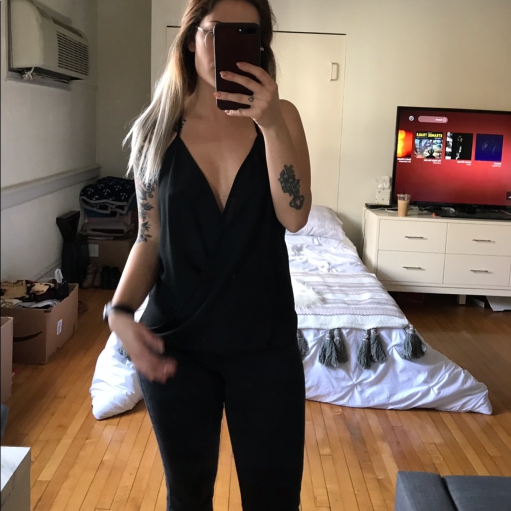 Black low cut Racerback